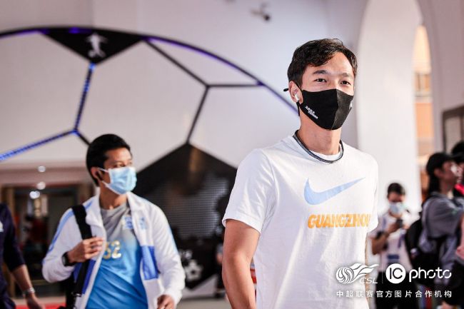 欧美喝尿调教